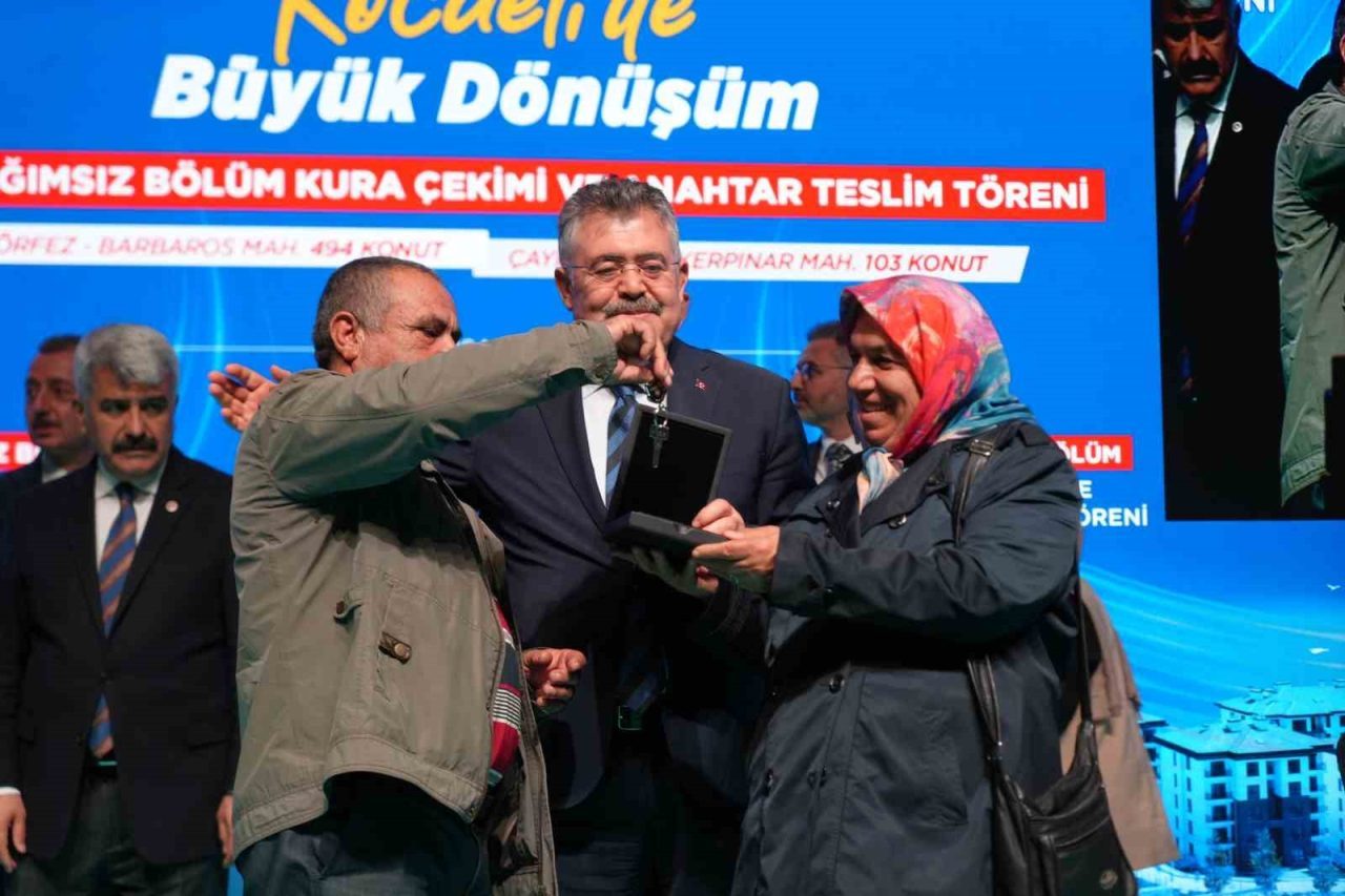 2,5