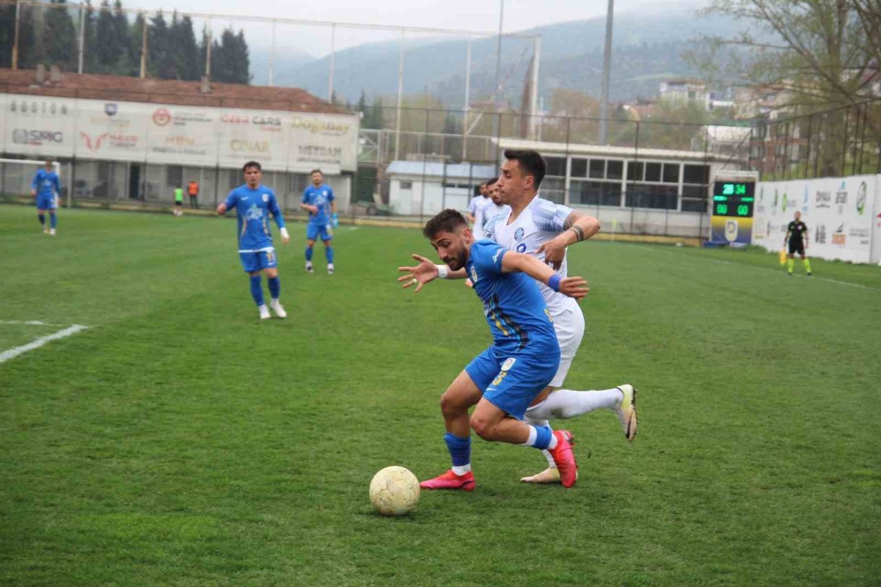 TFF 2. Lig Kırmızı Grup’ta yoğun kar yağışı nedeniyle ertelenen