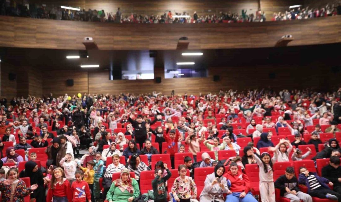 Çayırova’da bu ay "Günümüzdeki İlişkilerimiz" isimli konferans ile 4 tiyatro