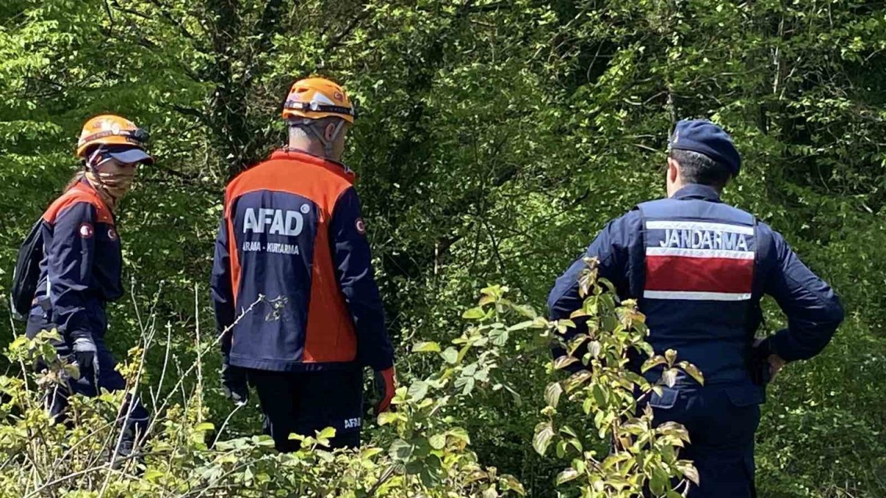 Kocaeli’de yaşayan Emirhan Bozkurt, 8 Mart’ta "Çarşıya gidiyorum" diyerek evden