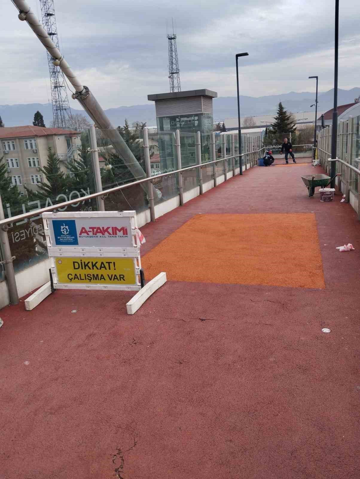 Üst geçitler 