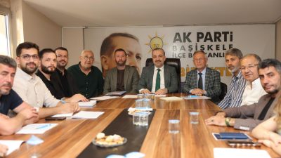 AK Parti Kocaeli İl Başkanı Dr.Şahin Talus dün akşam 12