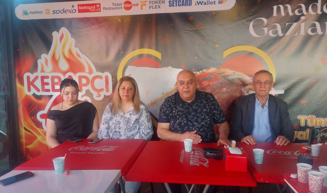 Gaziantep Dernekler Konfederasyonu, Kocaeli basınıyla Kebapçı Ali’de bir araya geldi.
