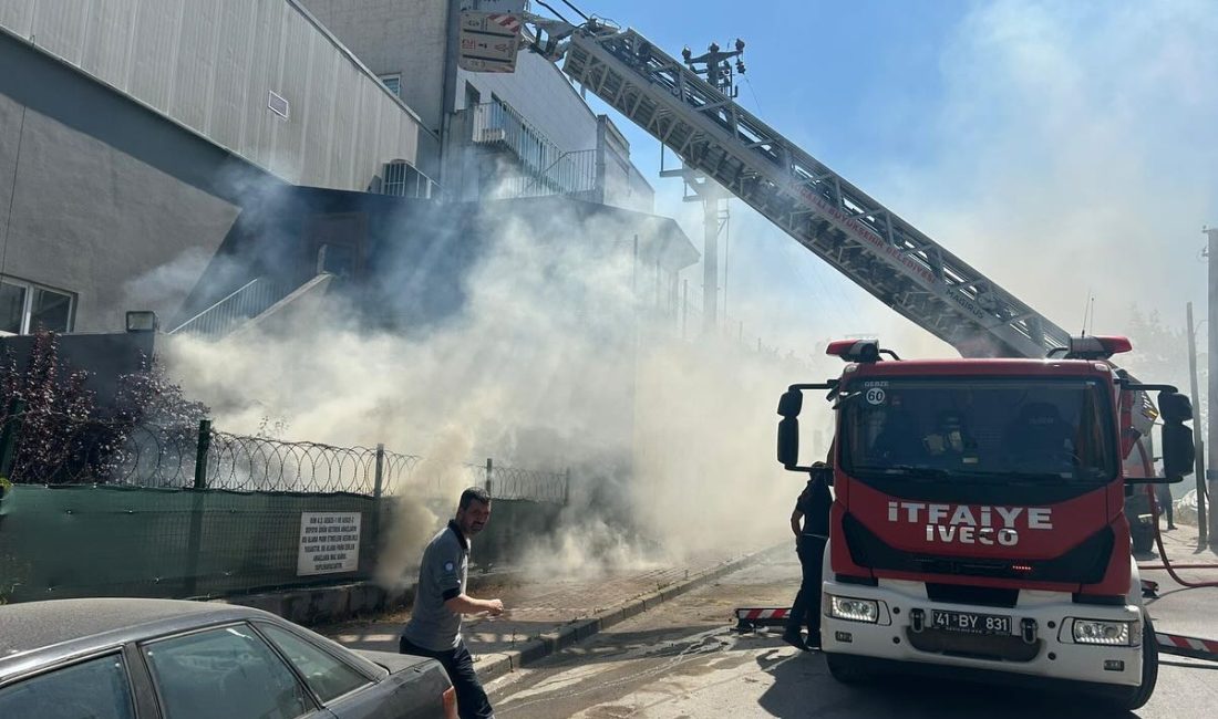Gebze Sultan Orhan Mahallesi’nde bir işyerinde çıkan yangın, itfaiye ekiplerinin