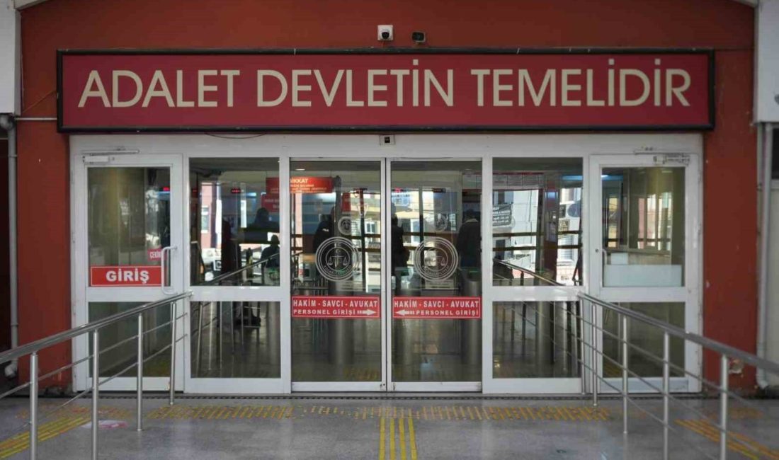 Kocaeli’de oğlu ile birlikte uyuşturucu ticareti suçundan tutuklu yargılanan 74