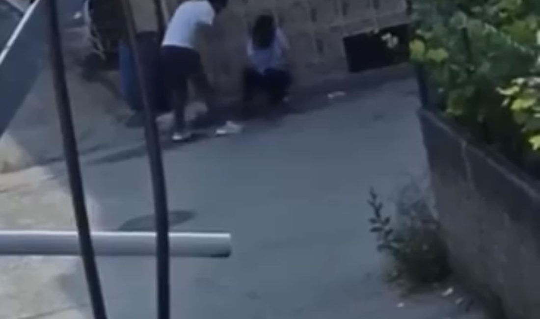 Bursa'da bir kişi tartıştığı kadını yol ortasında darp edip zorla