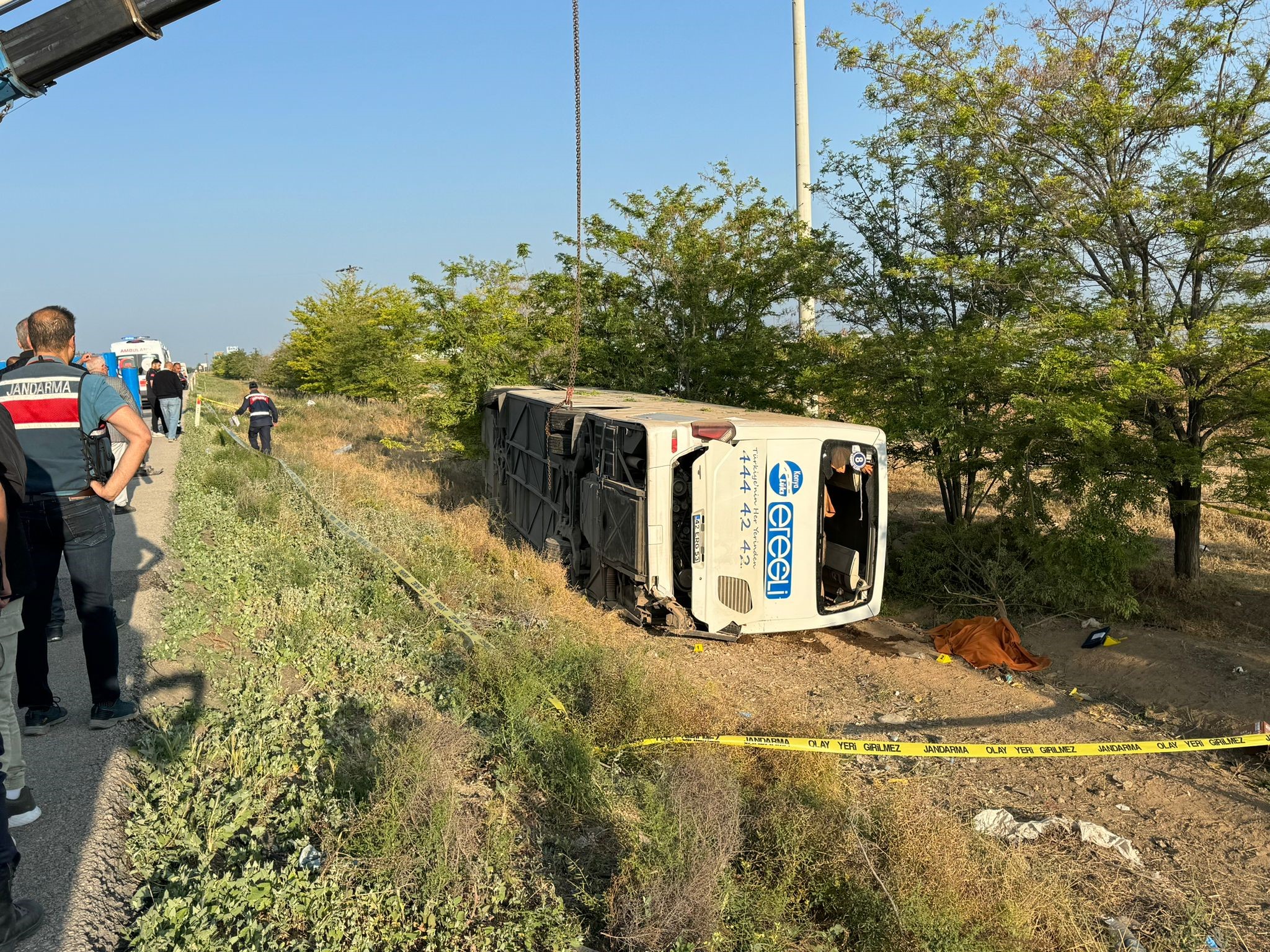Konya’nın Ereğli ilçesinde yolcu otobüsünün şarampole devrilmesi sonucu 1 kişi