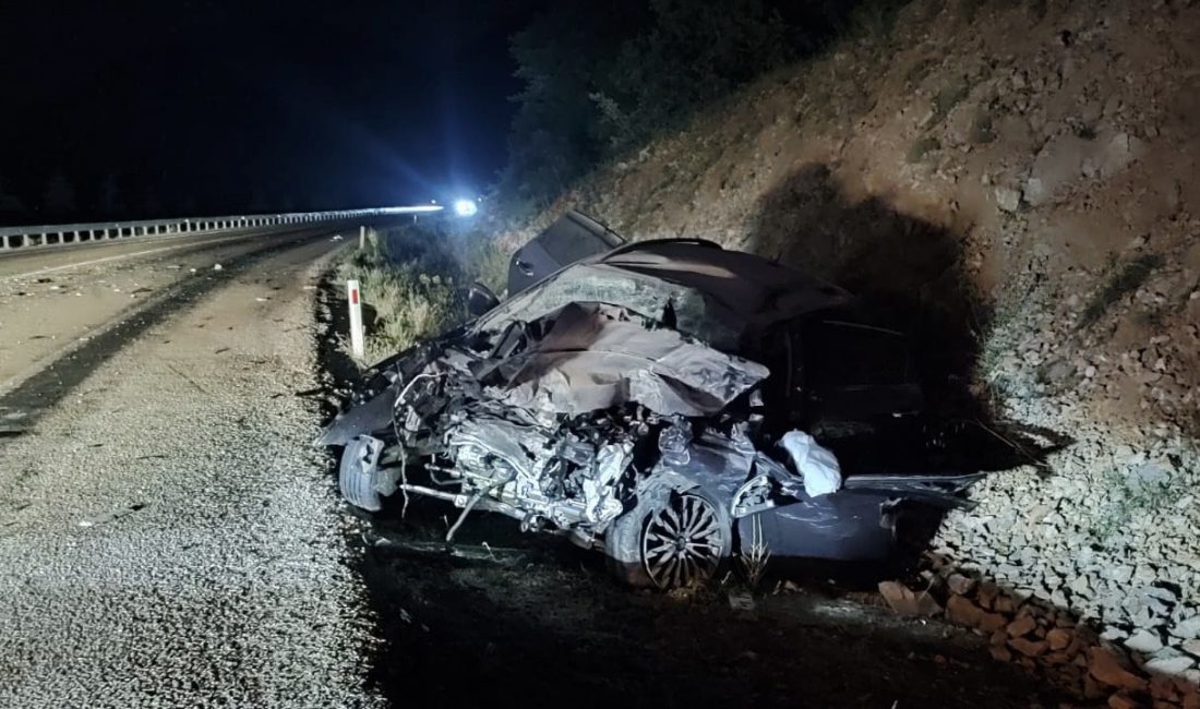 Konya’nın Derebucak ilçesinde yolcu otobüsü ile otomobilin çarpışması sonucu 1