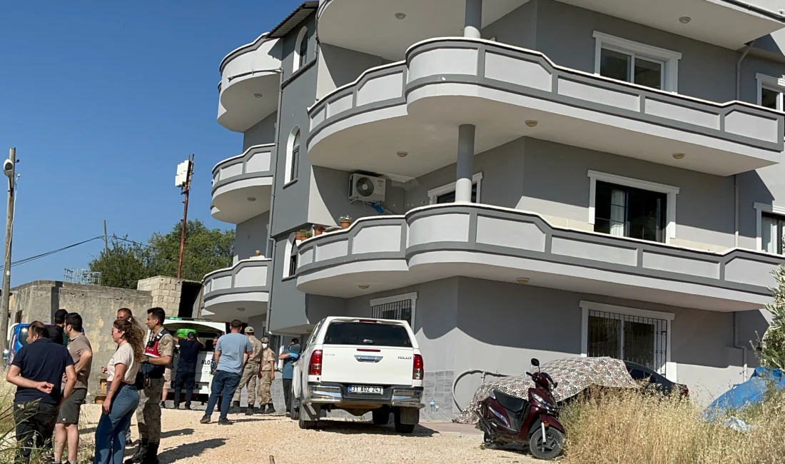 Hatay'da bir kişi, av tüfeğiyle 12 yaşındaki kızını öldürdü, eşini