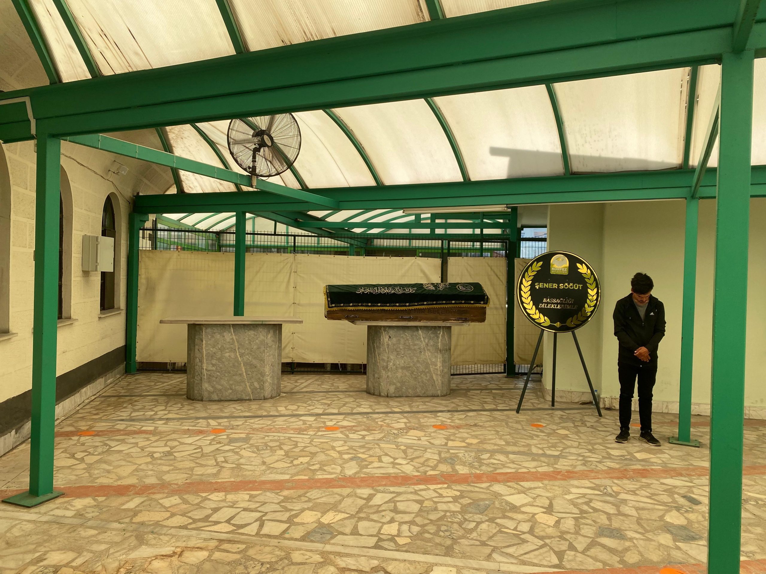 Sağlık çalışanı