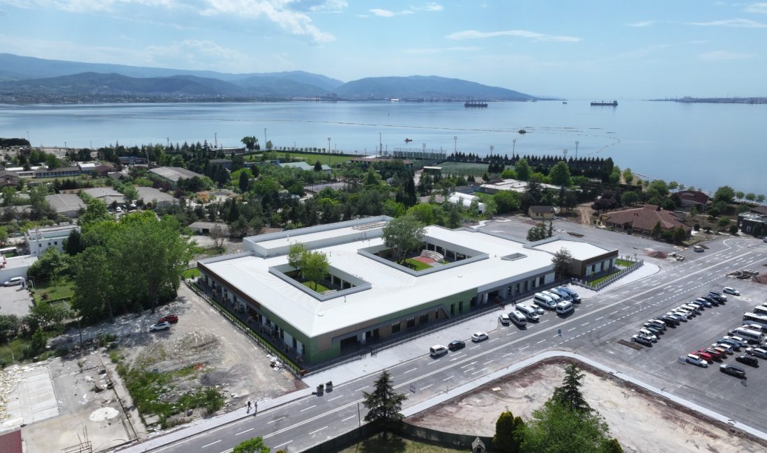 Kocaeli Büyükşehir Belediyesi’nin eski Vinsan Kampüsü içinde 10 dönüm arazi