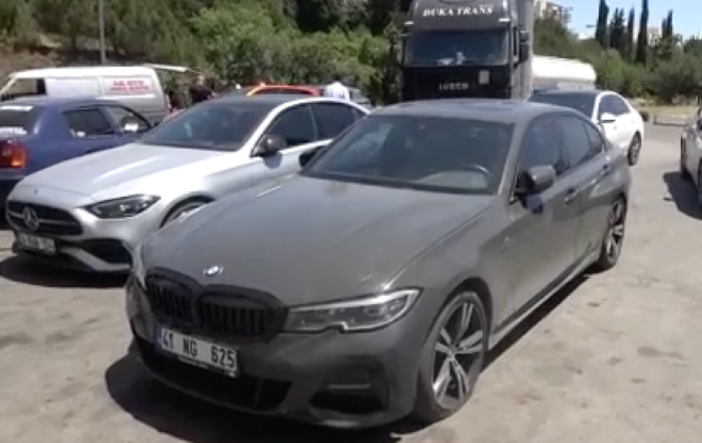 TEM Otoyolu'nun Kocaeli geçişinde yapılan yol çalışması, sürücüler için adeta