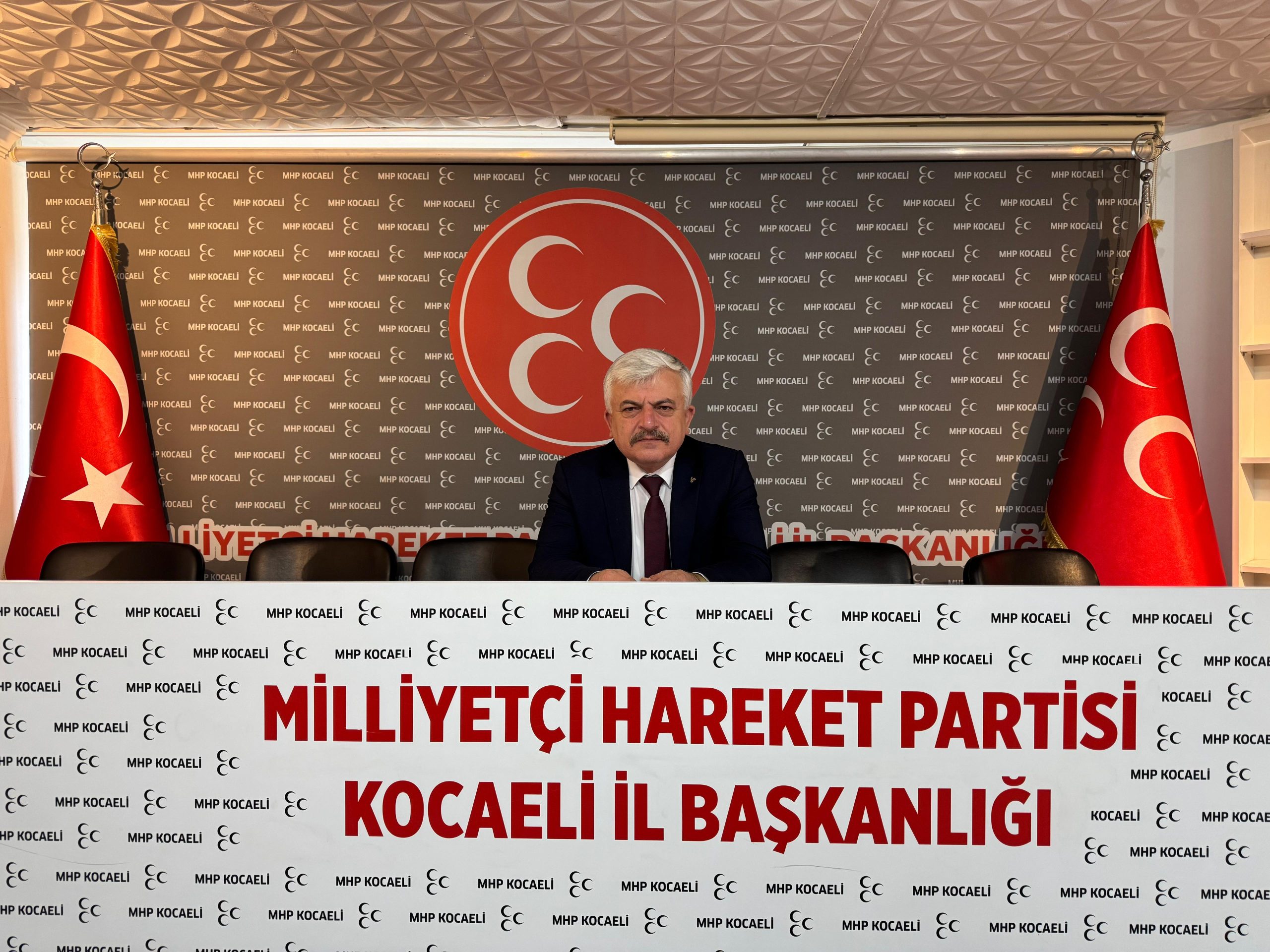  Milliyetçi Hareket Partisi (MHP) Kocaeli İl Başkanı Tuncay Batı, Kurban