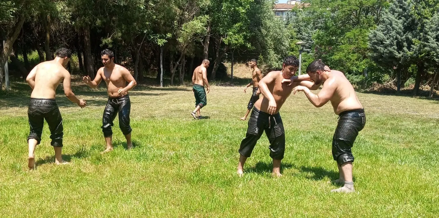 Kırkpınar güreşleri