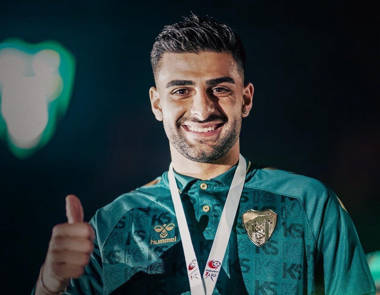 Transfer çalışmalarını sürdüren Kocaelispor, İngiliz forvet Daniel Ebenezer Agyei ile