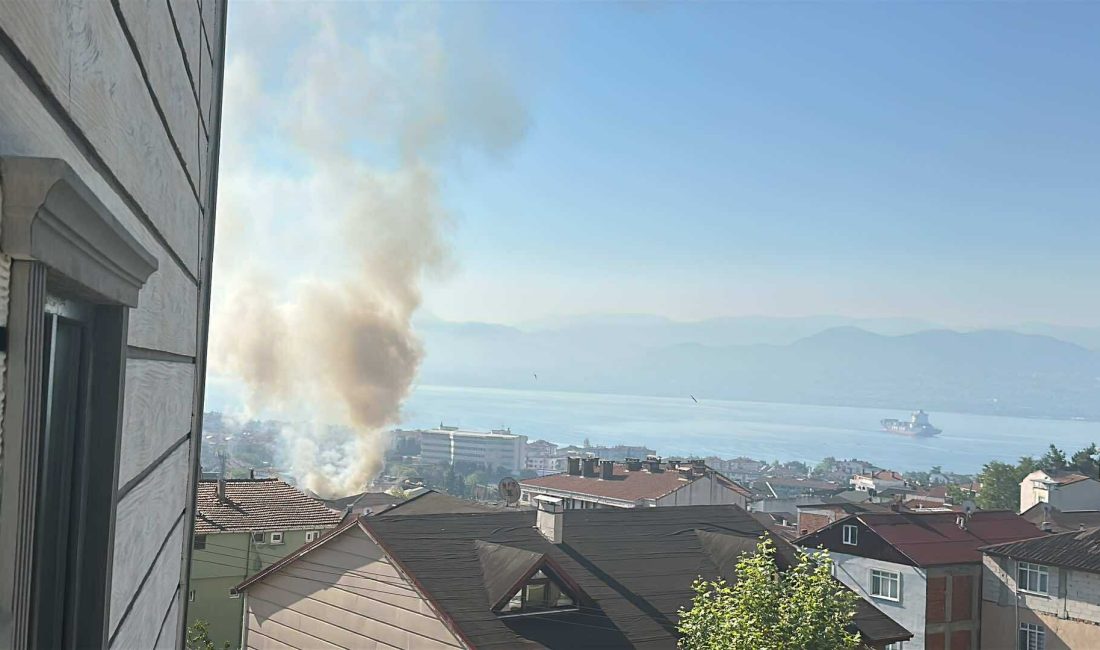 Kuruçeşme merkezde bir lahmacun salonunun çatısında çıkan yangını evinin balkonundan