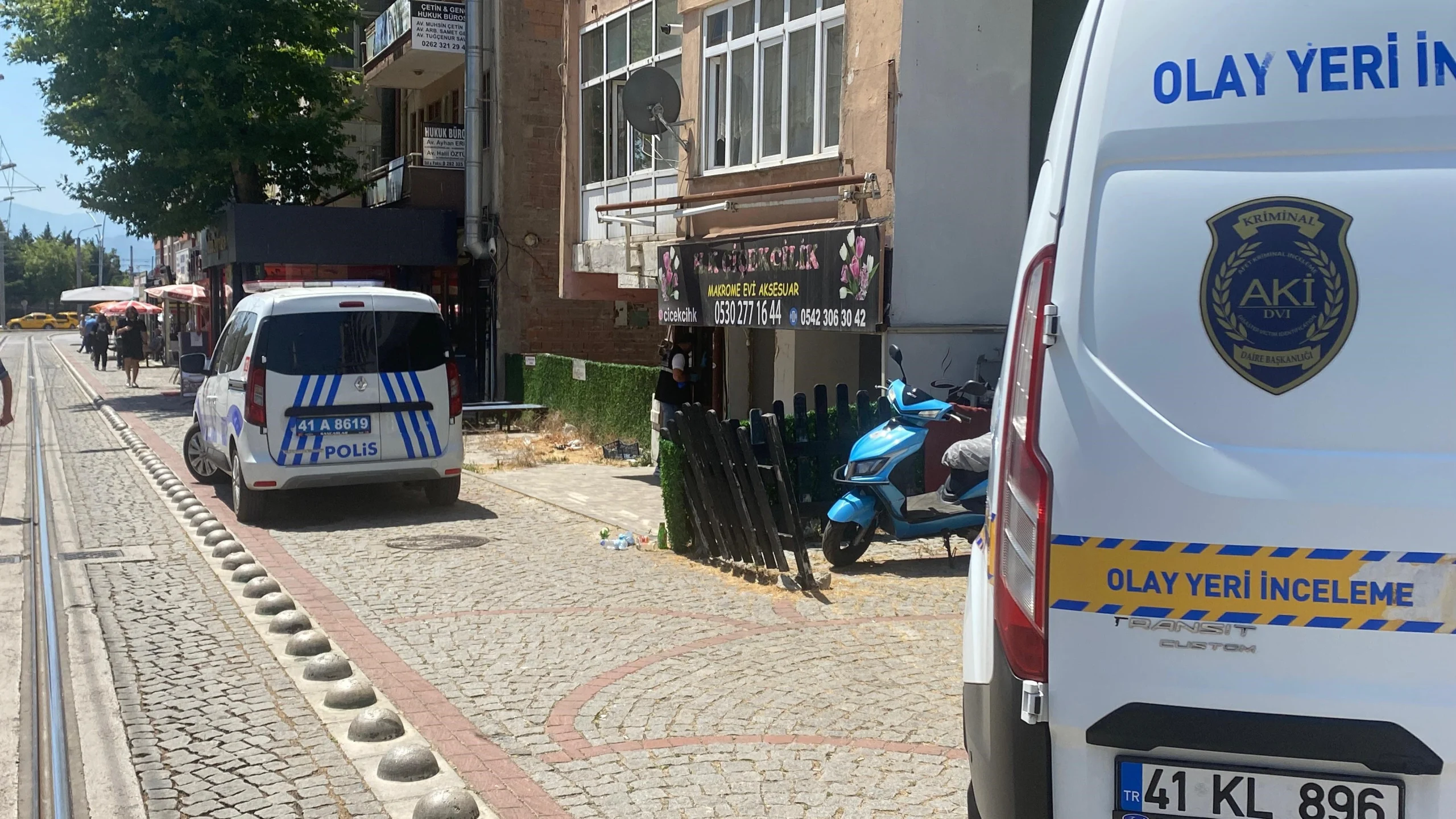 Kocaeli'nin İzmit ilçesinde abisiyle yaşayan 40 yaşındaki adam evde ölü