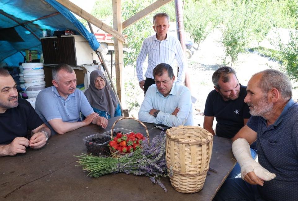 Kocaeli Büyükşehir Belediye Başkanı Doç.Dr.Tahir Büyükakın, Büyükşehir’in “” kapsamında yüzde