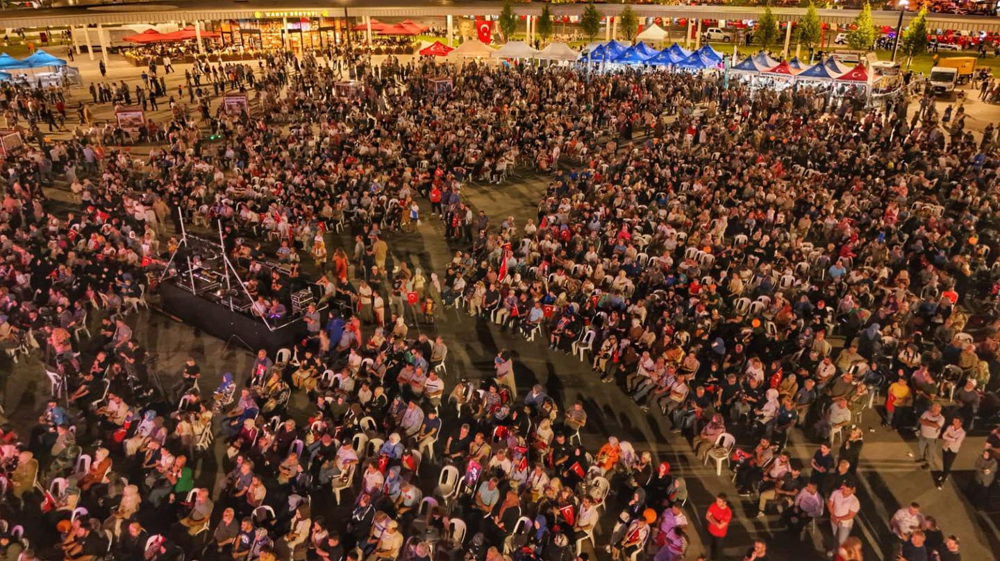 Kocaeli’de hain darbe girişiminin 9. yılı, direnişin tarihi adresi olan