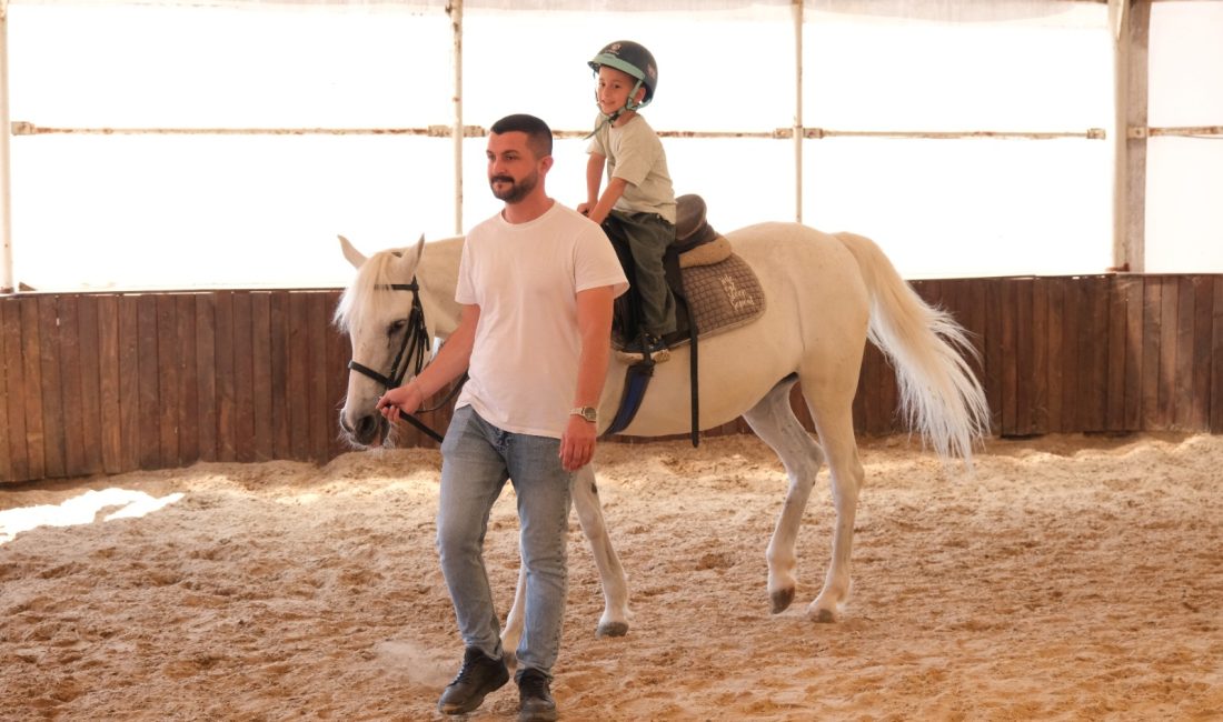 Büyükşehir Belediyesi, yaz tatiline keyifli bir başlangıç yapmak isteyen çocukları