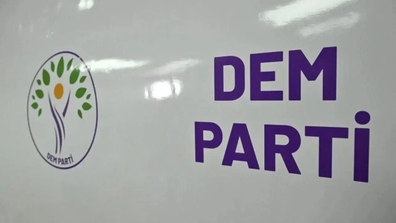 DEM Parti, “Demokratik Cumhuriyet Partisi” ismine geçiş yapabilir. Kulis bilgilerine