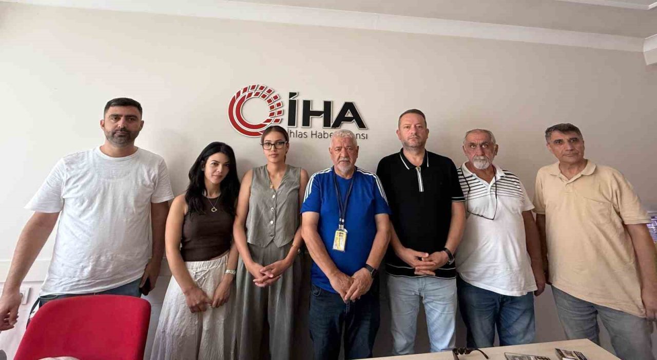 Kocaeli Gazeteciler Cemiyeti (KOGACE) Başkanı Cemal Kaplan ve yönetim kurulu