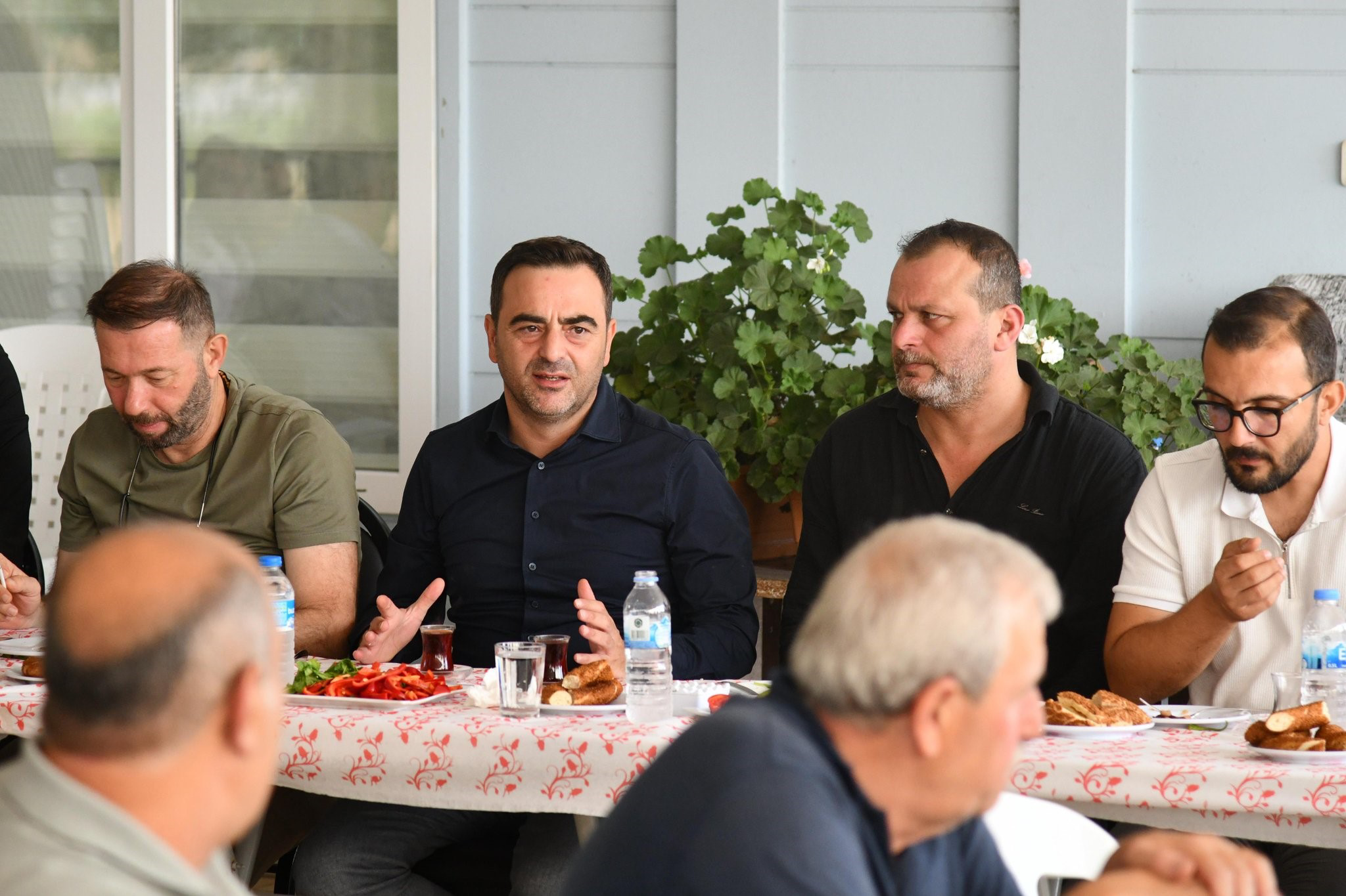 Başiskele Belediye Başkanı M. Yasin Özlü, ilçedeki şoförlerin istek ve