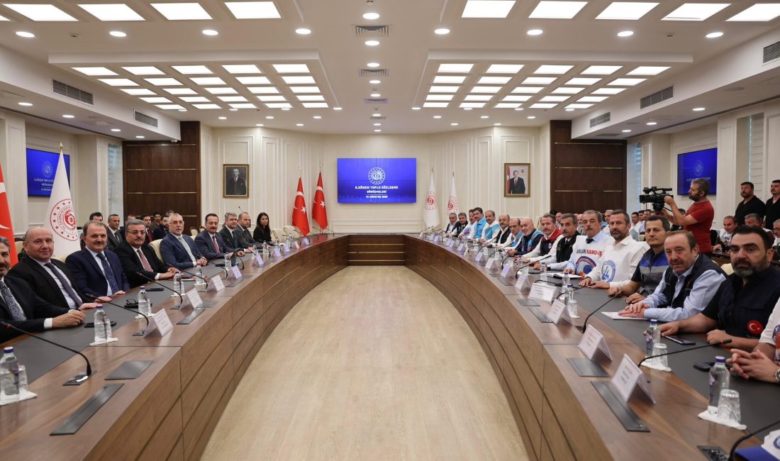 Kamu İşveren Heyeti, yaklaşık 6 buçuk milyon memur ve emeklisini