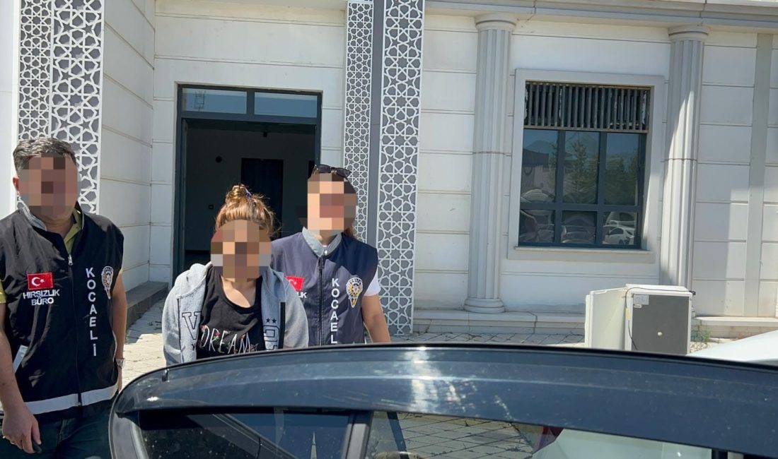 Kocaeli’nin Darıca ilçesinde 3 ayrı evden 500 bin TL değerinde