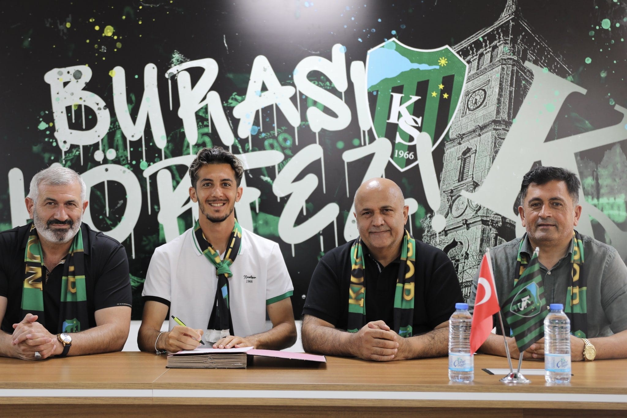 Kocaelispor’da, Beşiktaş'tan orta saha oyuncusu Tayfur Bingöl ile 2+1 yıllık