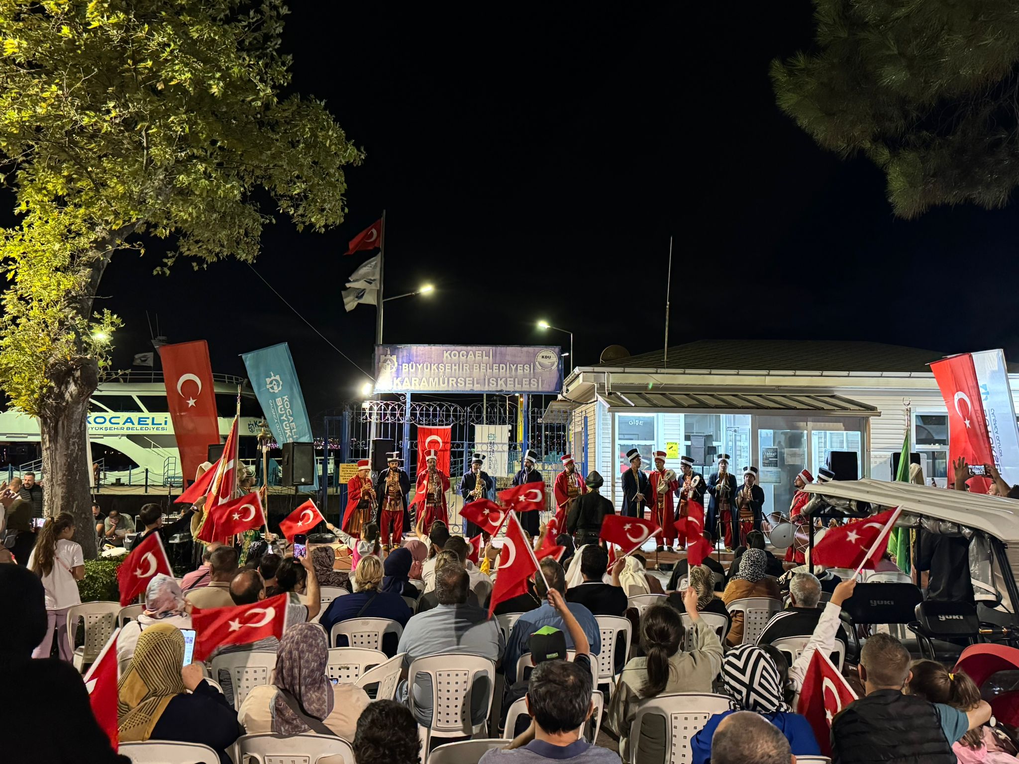 Kocaeli Büyükşehir Belediyesi Mehteran ve Bando Takımı, ‘İlçe Selamlama Konserleri’