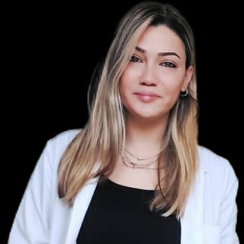 Cansu Ertan yazar fotoğrafı