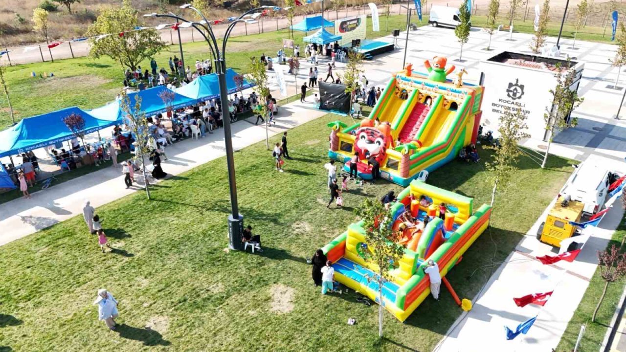 Kocaeli Büyükşehir Belediyesince düzenlenen "3. Çık Dışarıya Oynayalım" etkinliği, Başiskele’de