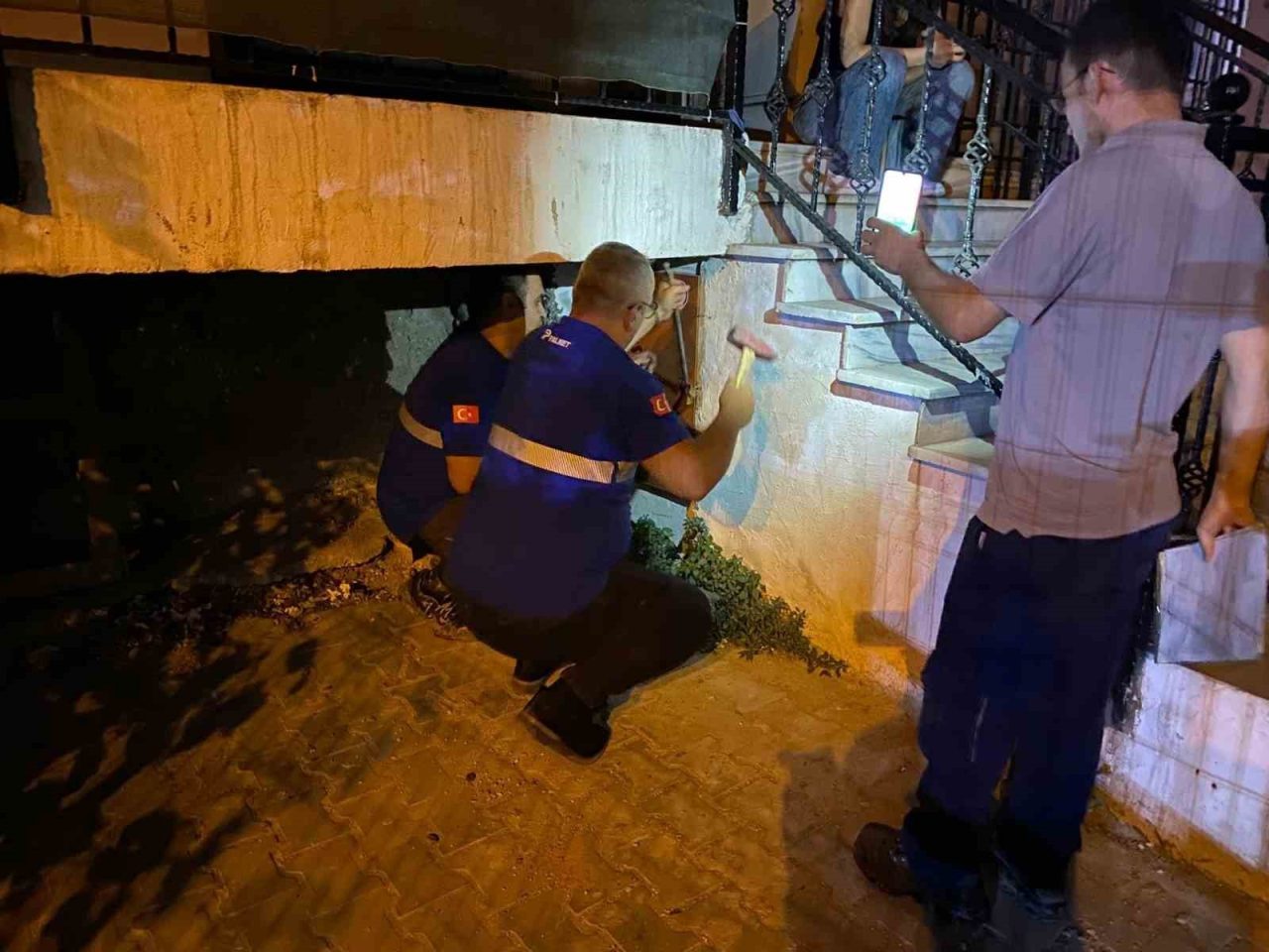 Kocaeli’nin Darıca ilçesinde, İSU ekiplerinin yaptığı altyapı çalışması sırasında doğal