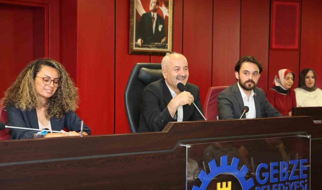 Gebze Belediyesi olağan Ağustos ayı meclis oturumunda insan kaynakları ve