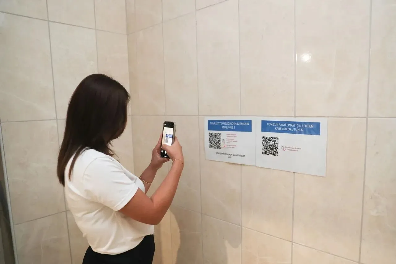 Sağlık Bakanlığı, kamu hastanelerinde temizlik kalitesini artırmak amacıyla Türkiye genelinde