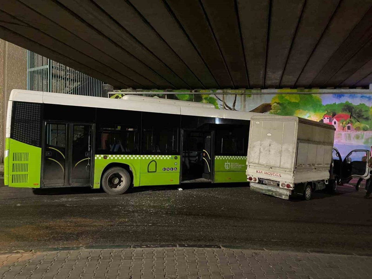 Halk otobüsü