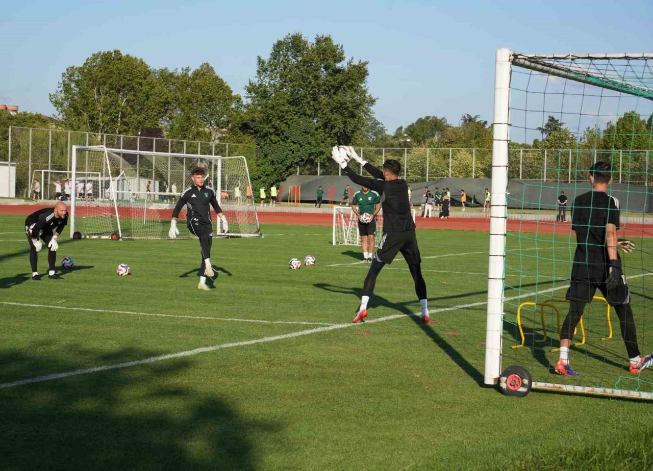 Trendyol Süper Lig’in 3. haftasında deplasmanda Fenerbahçe ile oynayacağı maçın