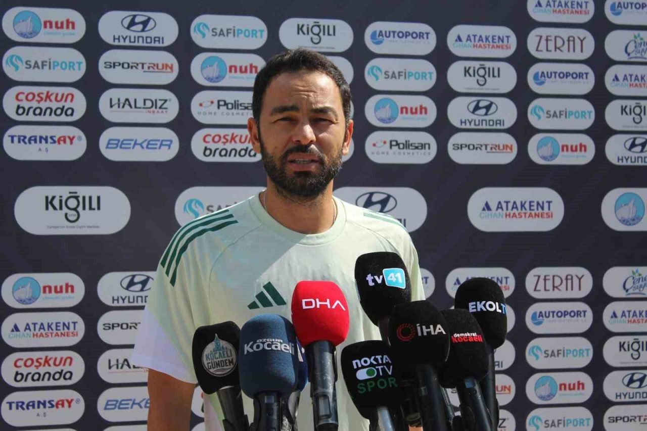 Trendyol Süper Lig ekiplerinden Kocaelispor’un Teknik Direktörü Selçuk İnan, Trabzonspor