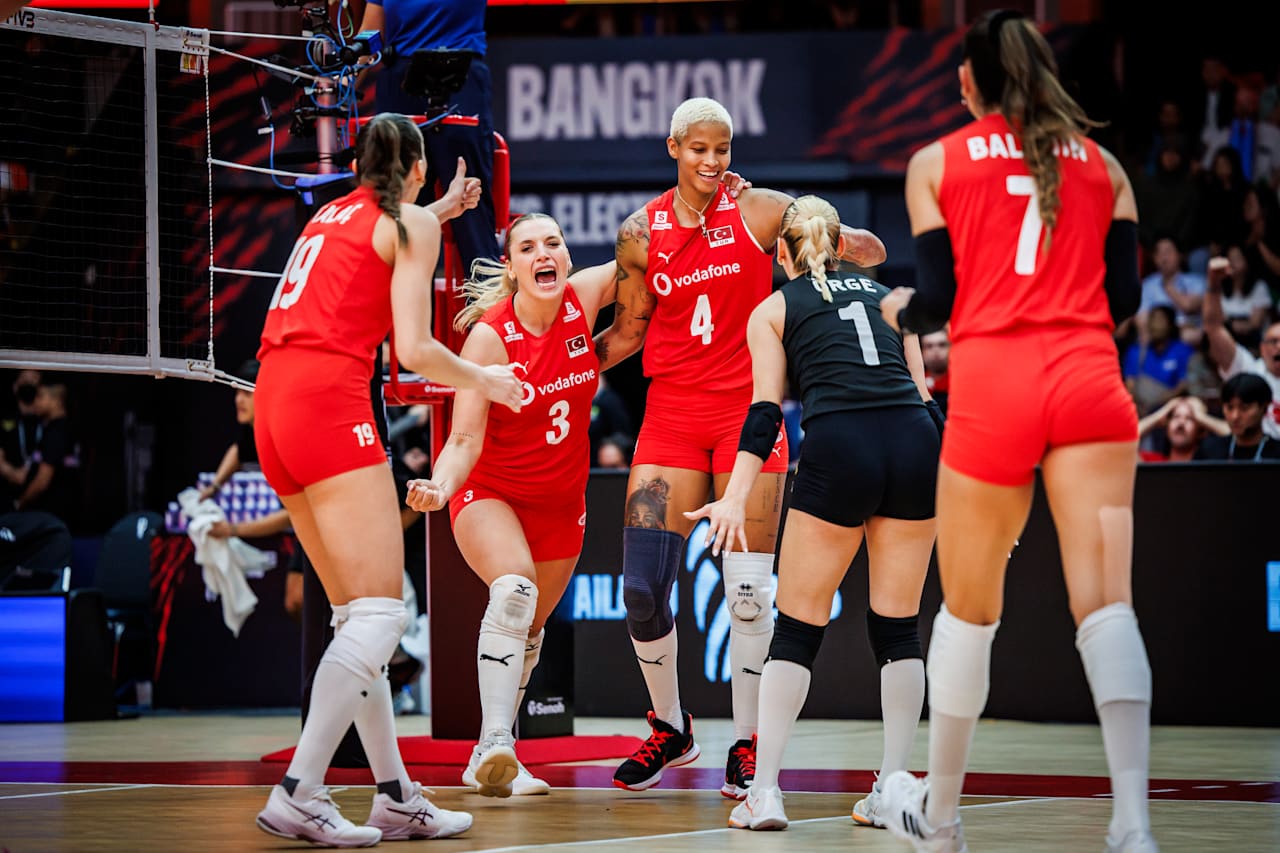 Filenin Sultanları, Kadınlar Dünya Voleybol Şampiyonası’nda Japonya’yı 3-1 yenerek tarihinde