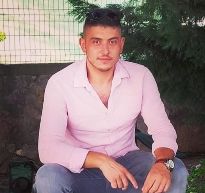 Kocaelispor tribünlerinin tanınan ismi 29 yaşındaki Çağatay Önyılmaz, geçirdiği kalp