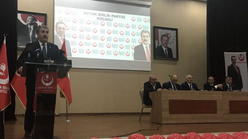 "Bizim Kürtlerle kardeşlikten öte bir durumumuz yok. Biz İslam'la müşerref