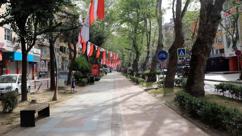 Kocaeli'de, yeni tip koronavirüs (Kovid-19) salgınıyla mücadele kapsamında uygulanan "tam