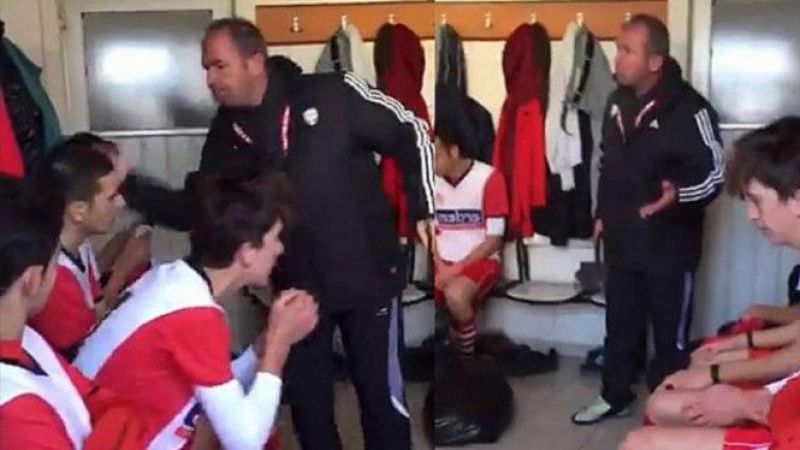 Kayseri'de antrenörlüğünü yaptığı amatör futbol takımının oyuncularına soyunma odasında tokat