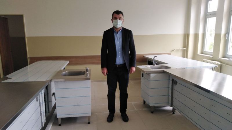 Gölcük 15 Temmuz Şehitleri Mesleki ve Teknik Anadolu Lisesi'nde öğrenciler,
