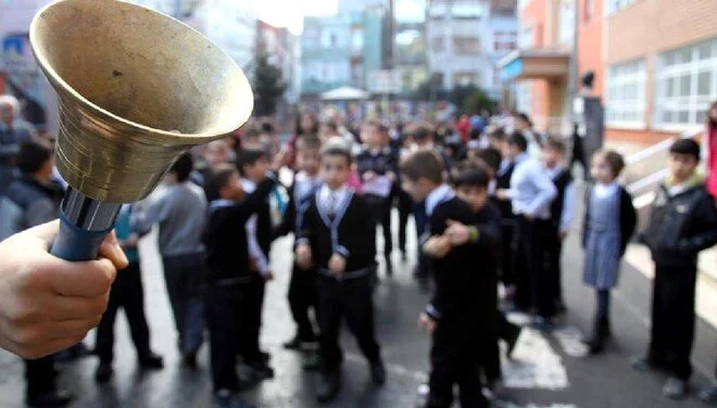 Milyonlarca öğrenci için yaz tatili sonrası ilk ders zili bu