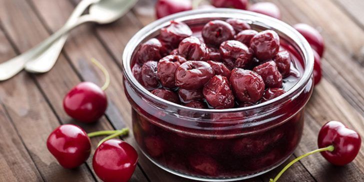 Malzemeler: 1 kg toz şeker 1/2 adet taze sıkılmış limon