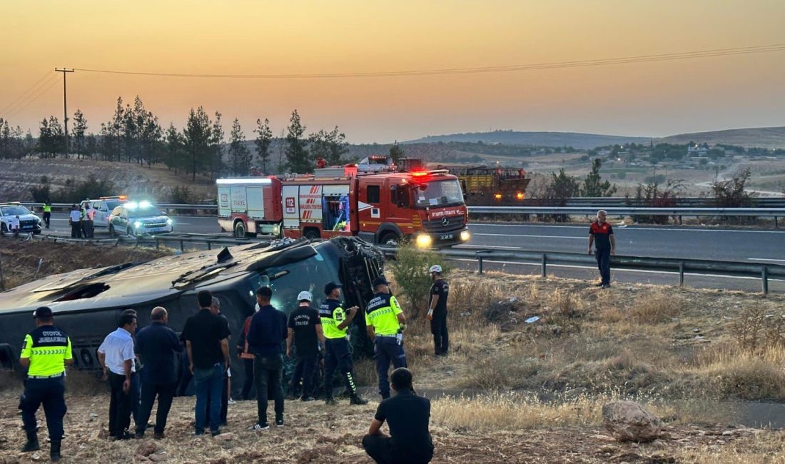  Şanlıurfa'da yolcu otobüsünün devrilmesi sonucu meydana gelen trafik kazasında 27
