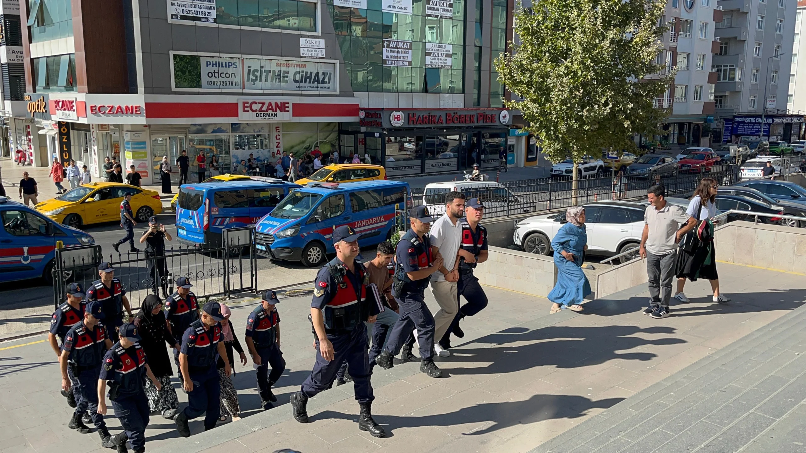 Tekirdağ Çerkezköy’de barakada silahla vurulmuş halde bulunan 44 yaşındaki Sinan