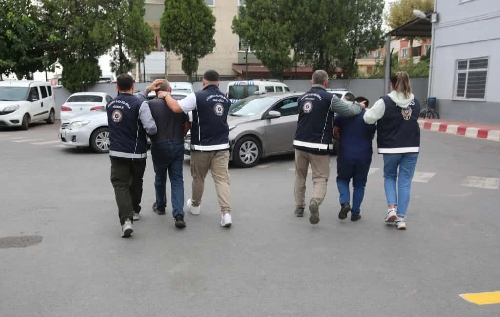 Kocaeli'de hakkında uyuşturucu ticareti suçundan kesinleşmiş 10 yıl hapis cezası